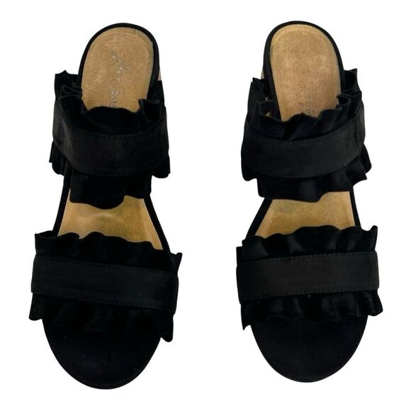 Free People Women's Size 39 US 8.5 Rosie Black Suede Ruffled Block Heel Sandals - Picture 3 of 8
